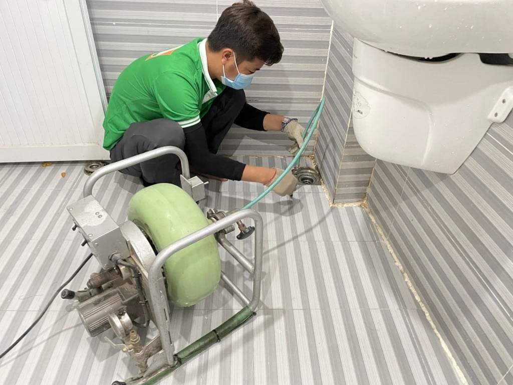 Dịch Vụ Vệ Sinh Môi Trường là địa chỉ thông cống nghẹt uy tín giá rẻ nhất Hồ Chí Minh